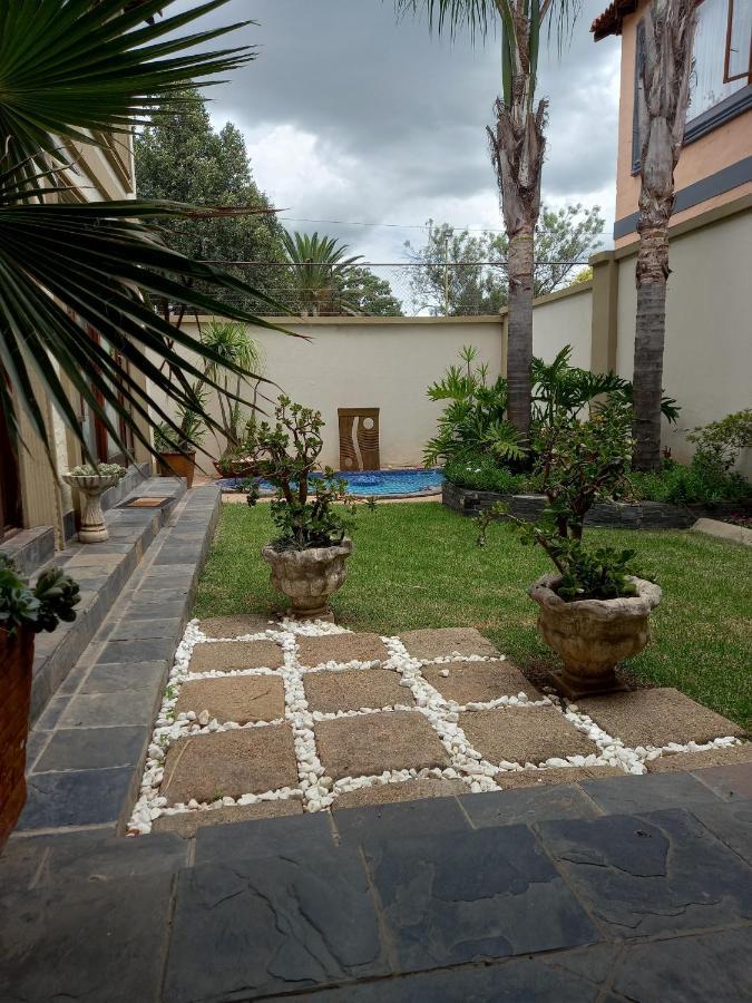 Troas Boutique Hotel Vanderbijlpark Esterno foto